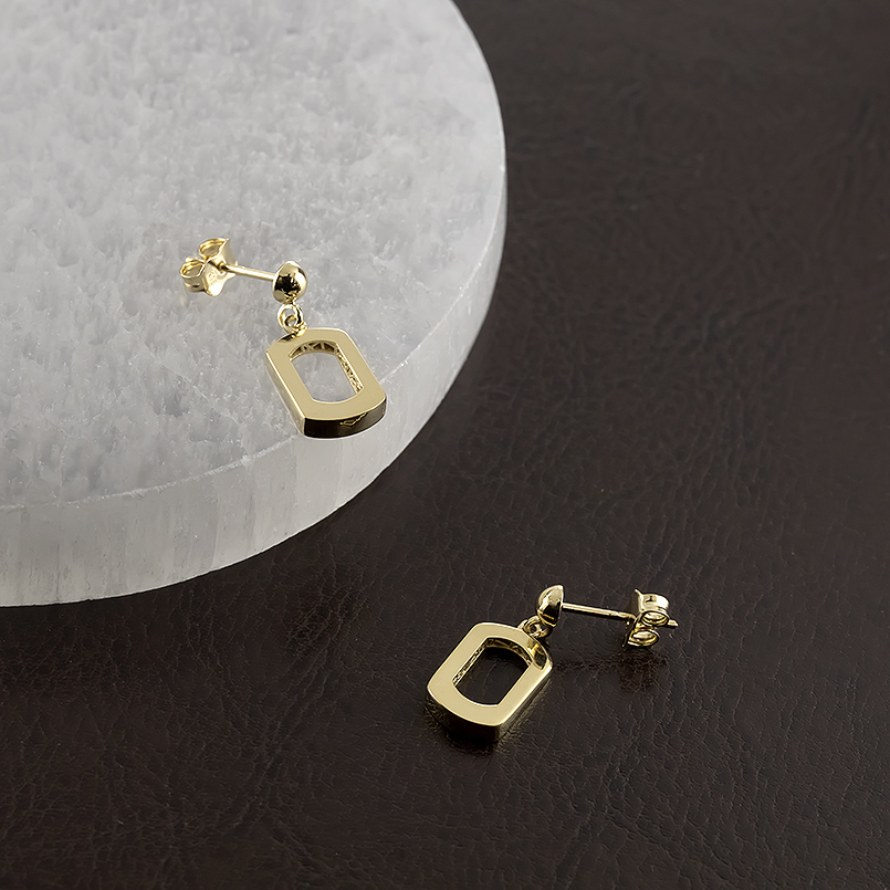 18金 ピアス ペア レディース 揺れる ゆれる ゴールド 18k 普段使い オフィス フォーマル イエローゴールドk18 シンプル おしゃれ あすつく 送料無料 セールの画像