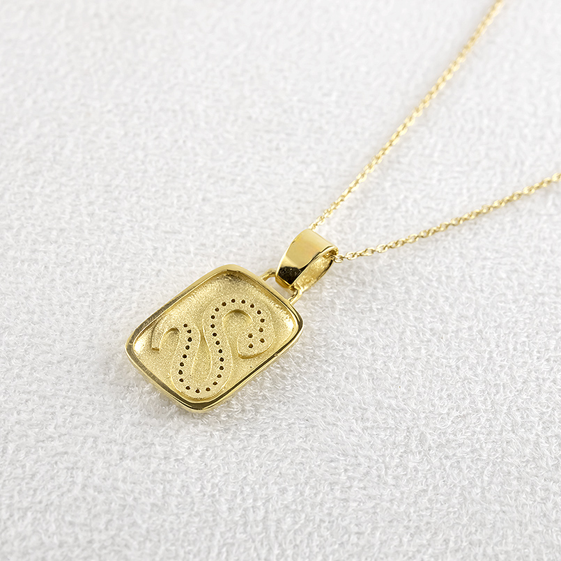 18金 ネックレス 蛇 ダイヤモンド メンズ ペンダントトップ お守り ゴールド 18k へび ヘビ スネーク インゴット型 巳年 人気 おしゃれ 送料無料 セール saleの画像