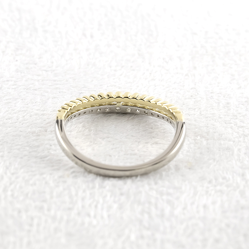 プラチナ 18金 リング ダイヤモンド レディース 13号 太め 幅広 pt900 ゴールド 18k 指輪 コンビ ピンキーリング 婚約指輪 おしゃれ 人気 あすつく 送料無料の画像