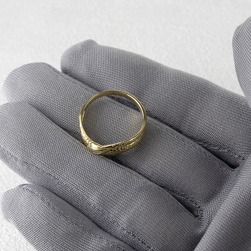 ジュエリー工房アトラス 18金 ピンキーリング 蛇 レディース 太め 幅広