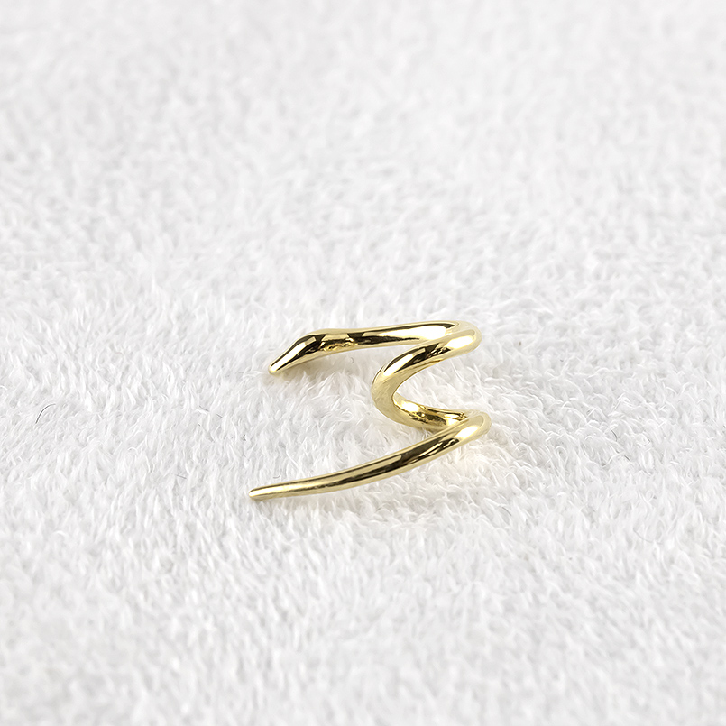 ジュエリー工房アトラス 18金 蛇 ピアス 15G 片耳 レディース ゴールド