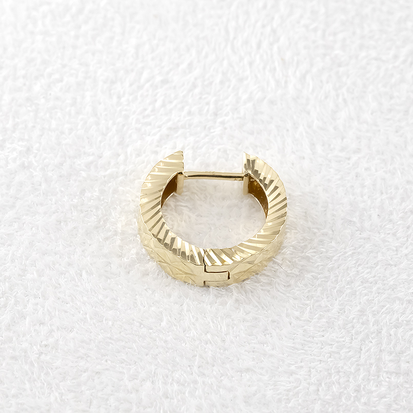 18金 フープピアス 片耳 大ぶり メンズ 中折れ式 ピアス ゴールド 18k イエローゴールド リング カット 普段使い 人気 あすつく 送料無料 セール saleの画像