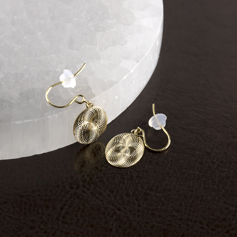 18金 ピアス レディース ペア 揺れる ゆれる ゴールド 18k ホログラム フックピアス 普段使い フォーマル シンプル あすつく 送料無料 セール SALE_5