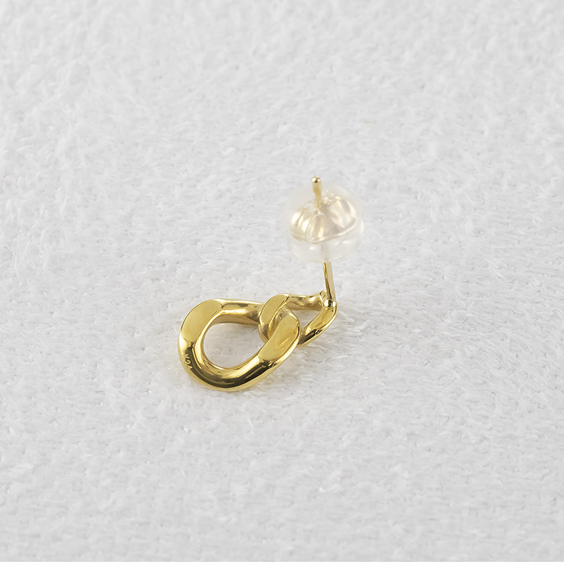 24金 喜平 ピアス 純金 レディース 片耳 金 ゴールド 24k k24 お守り キヘイ 18金 18k 地金 シンプル 人気 おしゃれ あすつく 送料無料 セール saleの画像