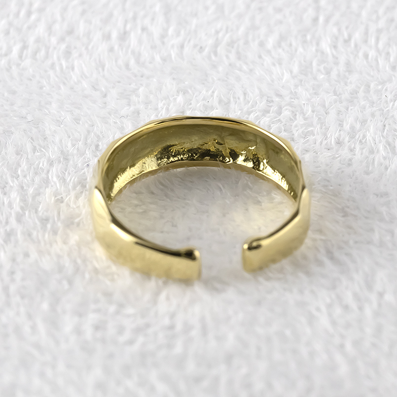 18金 イヤーカフ 片耳 レディース 大ぶり ゴールド 18k フープ リング イヤークリップ イヤリング 地金 おしゃれ 人気 あすつく 送料無料 セール saleの画像