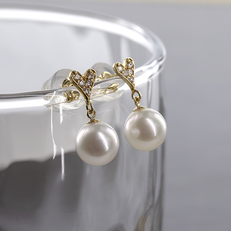 18金 ピアス パール 真珠 ダイヤモンド レディース ハート ペア 揺れる ゆれる ゴールド 18k アコヤ あこや真珠 フォーマル あすつく 送料無料 セール saleの画像