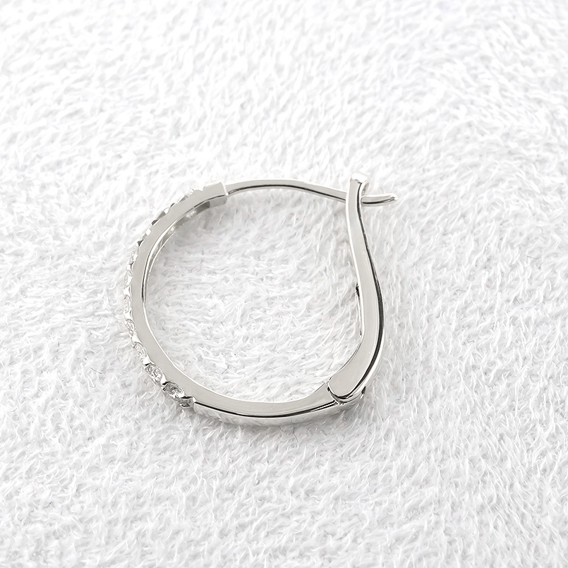 プラチナ フープピアス ダイヤモンド 0.5ct 大きめ レディース pt900 中折れ式 貫通式 フープ 大ぶり シンプル おしゃれ 人気 あすつく 送料無料 セール saleの画像