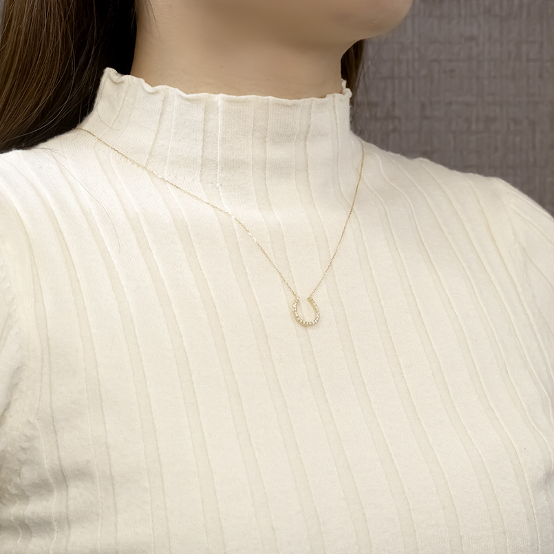 18金 馬蹄 ネックレス ダイヤモンド 0.30ct ペンダントトップ レディース お守り ゴールド 18k ホースシュー 蹄鉄 チェーン シンプル 人気 送料無料 セール saleの画像