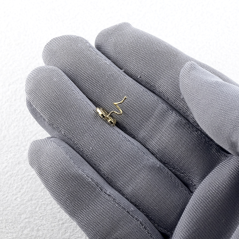 18金 蛇 ピアス ダイヤモンド レディース 馬蹄 装着簡単 お守り キャッチのいらないピアス ゴールド 18k キャッチナッシャー スネーク へび あすつく 送料無料の画像
