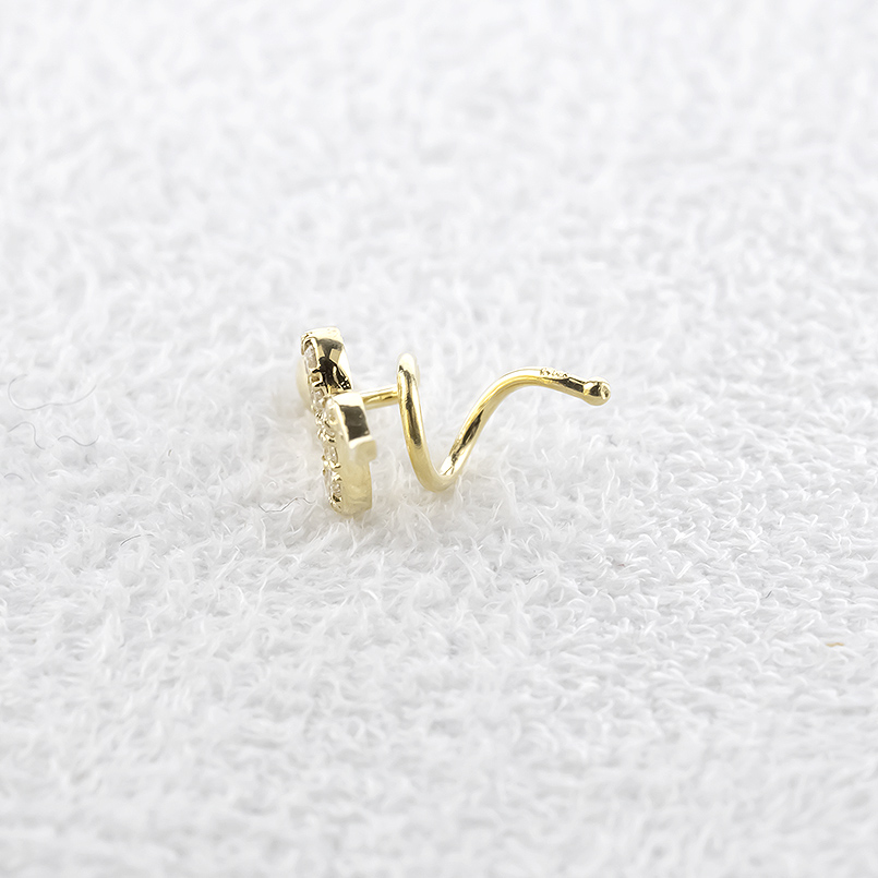 18金 蛇 ピアス ダイヤモンド レディース 装着簡単 金 お守り キャッチのいらないピアス ゴールド 18k キャッチナッシャー スネーク へび あすつく 送料無料の画像