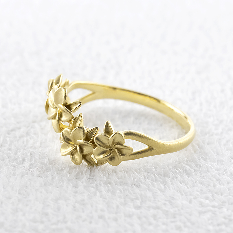 18金 リング ハワイアンジュエリー ゴールド 18k プルメリア 花 普段使い 婚約指輪 ピンキーリング イエローゴールドk18 男女兼用 送料無料 セール saleの画像