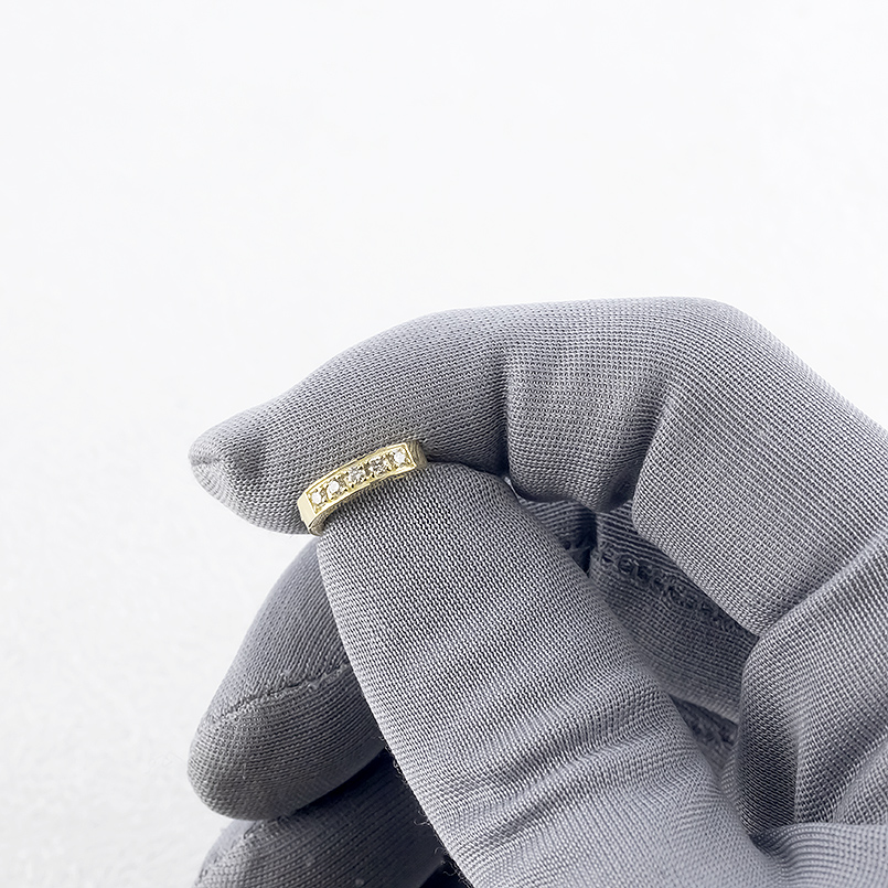 18金 フープピアス ダイヤモンド 0.10ct レディース 片耳 中折れ式 普段使い ゴールド 18k リング ピアス シンプル 人気 あすつく 送料無料 セール saleの画像