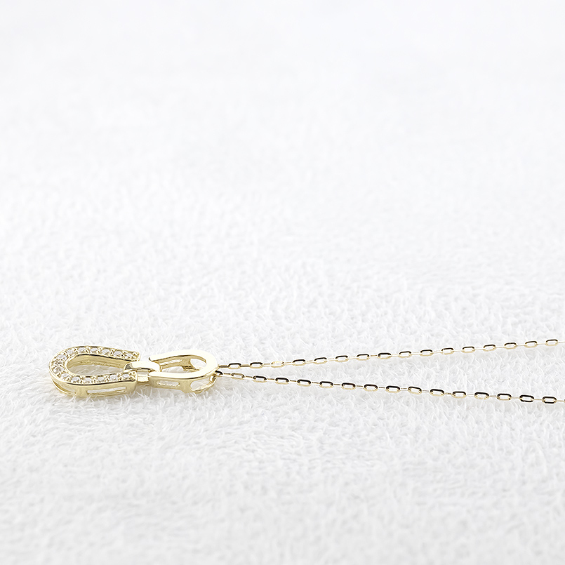 18金 馬蹄 ネックレス ダイヤモンド ペンダントトップ ピンスルー 45cm ゴールド 18k お守り ホースシュー 蹄鉄 男女兼用 あすつく 送料無料 セール saleの画像