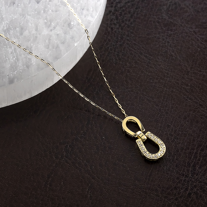 18金 馬蹄 ネックレス ダイヤモンド ペンダントトップ ピンスルー 45cm ゴールド 18k お守り ホースシュー 蹄鉄 男女兼用 あすつく 送料無料 セール saleの画像