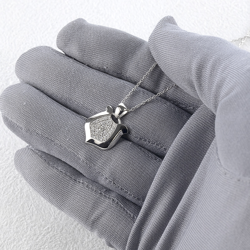 プラチナ 馬蹄 ネックレス ダイヤモンド 0.33ct ペンダントトップ レディース pt900 お守り ホースシュー 蹄鉄 シンプル 人気 あすつく 送料無料 セール saleの画像
