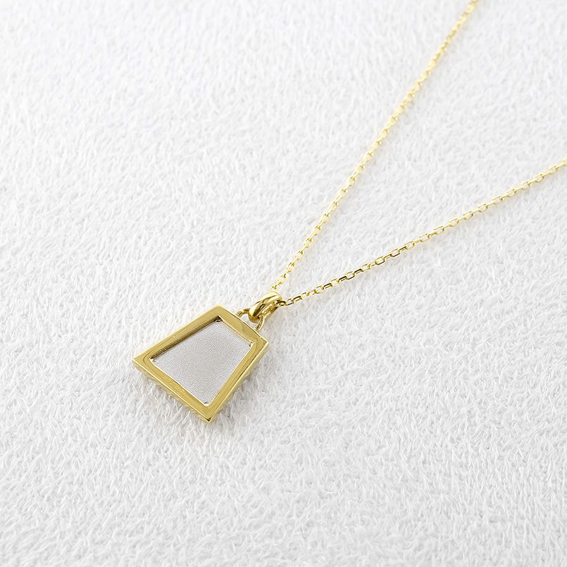 純金 プラチナ ネックレス pt999 レリーフ柄 ペンダントトップ コンビ 金 ゴールド 24k 純プラチナ イーグル トップ ゴールド 男女兼用 あすつく 送料無料 saleの画像
