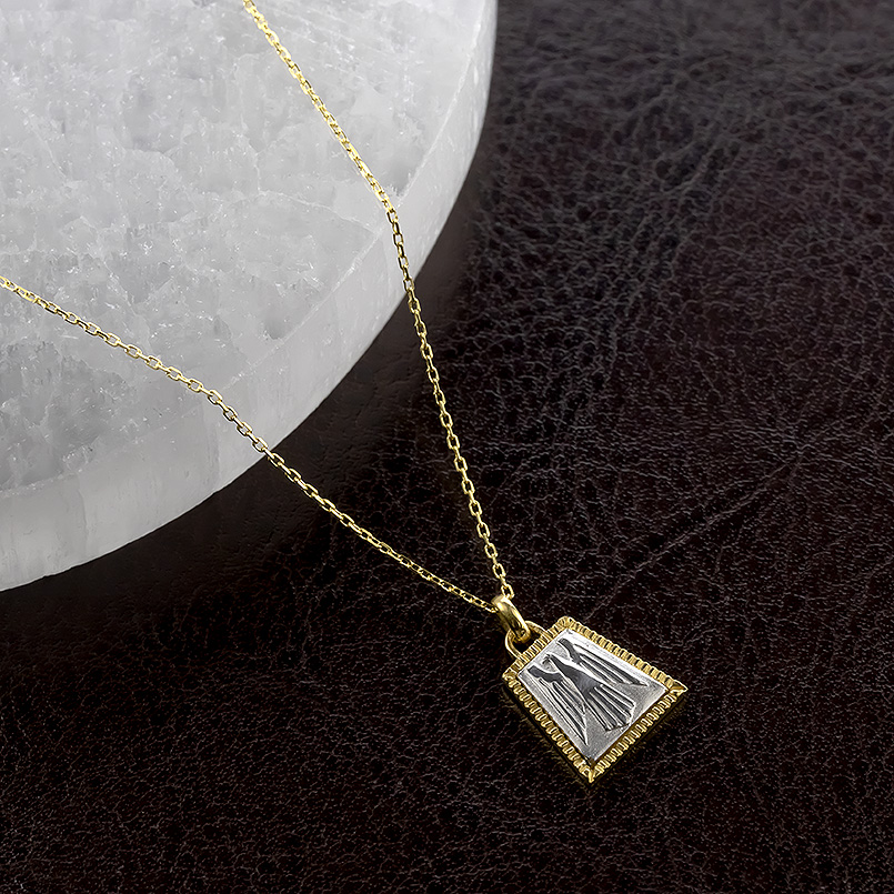 純金 プラチナ ネックレス pt999 レリーフ柄 ペンダントトップ コンビ 金 ゴールド 24k 純プラチナ イーグル トップ ゴールド 男女兼用 あすつく 送料無料 saleの画像