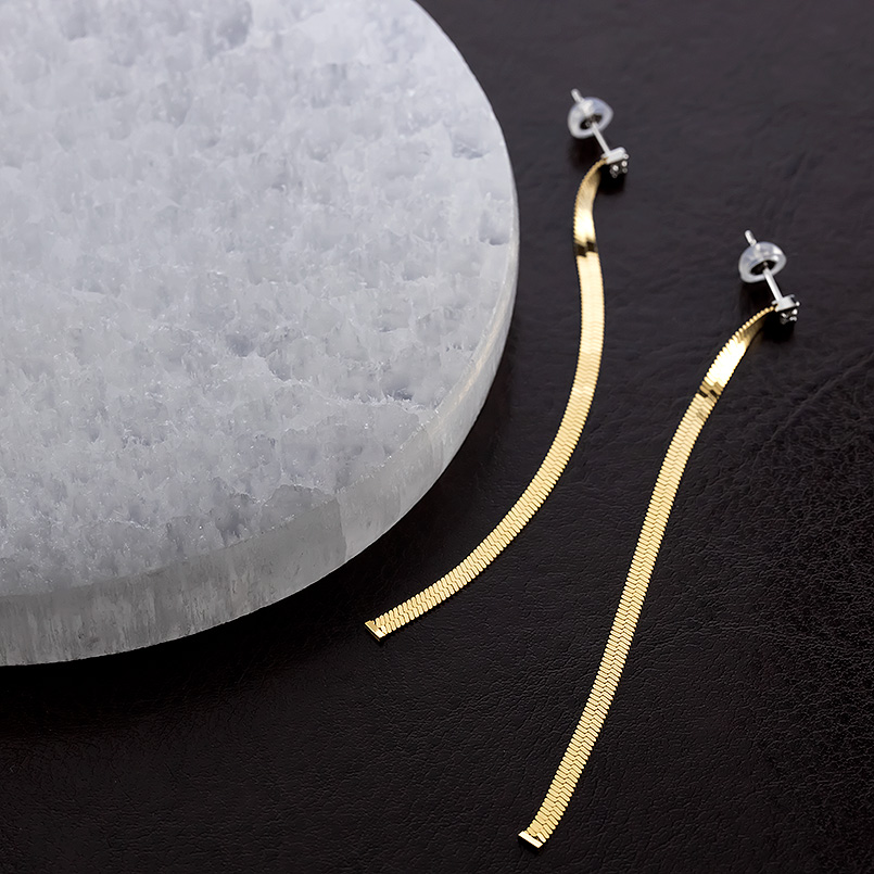 18金 プラチナ ピアス ダイヤモンド レディース ロングピアス ペア 揺れる ゆれる ゴールド 18k pt900 ダイヤ シンプル 人気 おしゃれ 送料無料 セール saleの画像