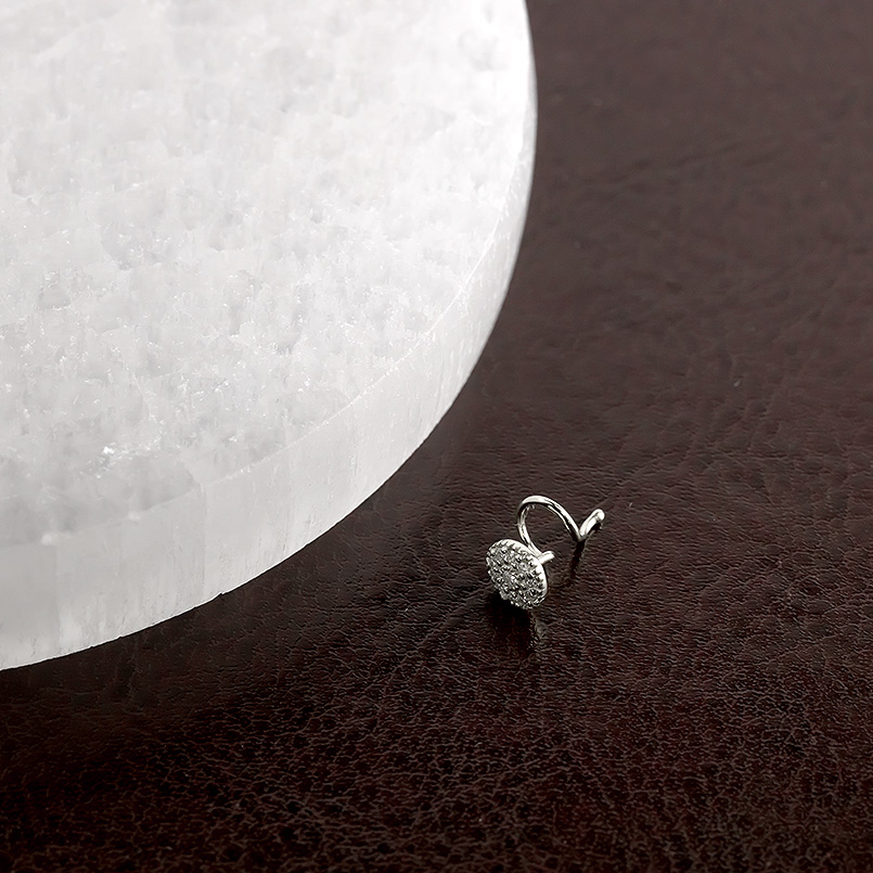 プラチナ ピアス メンズ ダイヤモンド サークル 片耳 pt900 つけっぱなし 簡単装着 キャッチのいらないピアス キャッチナッシャー あすつく 送料無料 saleの画像