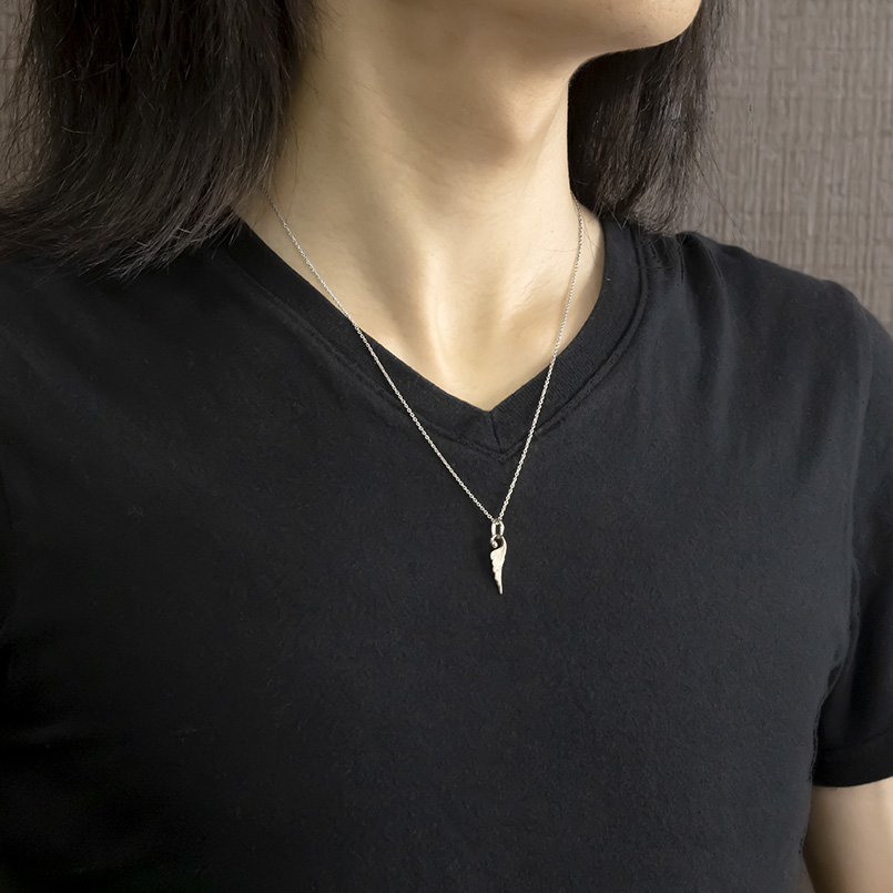 プラチナ フェザー ネックレス ダイヤモンド ペンダントトップ メンズ トップ 羽 羽根 pt900 シンプル 人気 スタンダード あすつく 送料無料 セール saleの画像