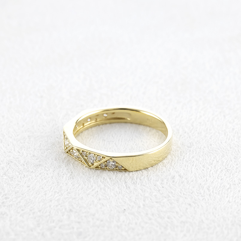 婚約指輪 18金 リング ダイヤモンド 0.25ct レディース 太め 指輪 ゴールド 18K トライアングル ピンキーリング シンプル 人気 おしゃれ 送料無料 セール saleの画像