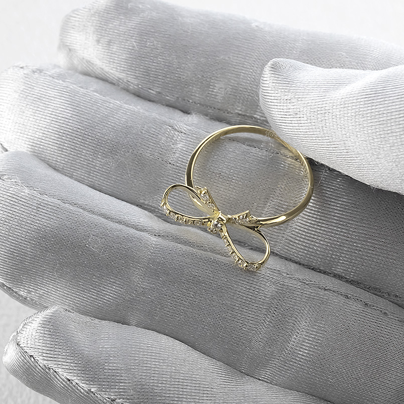18金 リボン リング ダイヤモンド 0.2ct レディース 11.5号 お守り 指輪 ゴールド 18K 金 ピンキーリング 婚約指輪 シンプル あすつく 送料無料 セール saleの画像