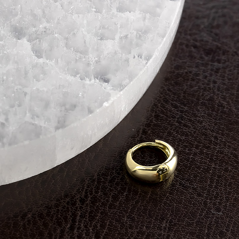 18金 フープピアス 小さい 18k レディース 片耳 月甲 ピアス ゴールド 小さめ 小ぶり 普段使い イエローゴールドk18 シンプル あすつく 送料無料 セール saleの画像
