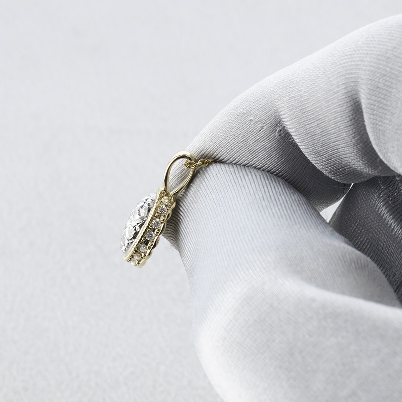 18金 プラチナ ネックレス ダイヤモンド レディース ペンダントトップ ゴールド 18k pt900 ミル打ち ライトニングカット 送料無料 セール saleの画像