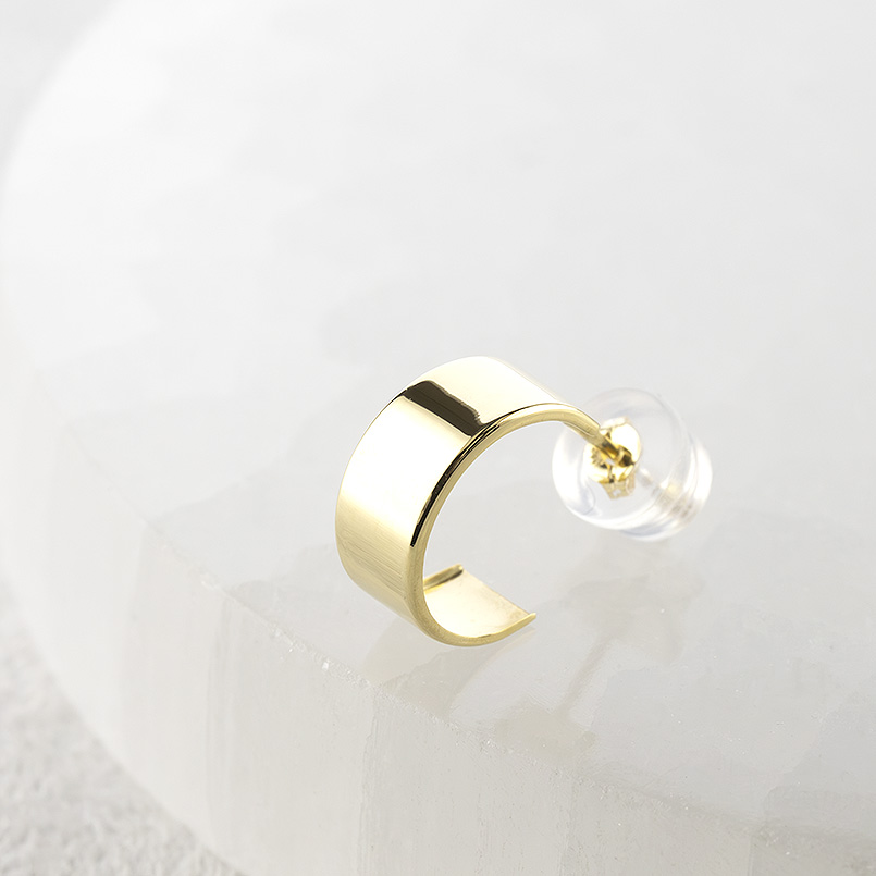 18金 ピアス 小さい 18k レディース 片耳 フープ 平角 幅広 ゴールド 小さめ 小ぶり 普段使い イエローゴールドk18 シンプル あすつく 送料無料 セール saleの画像
