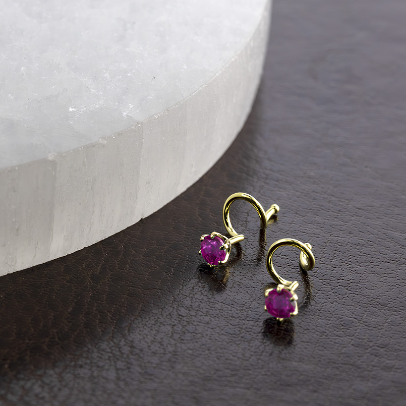 18金 ピアス ペア 男女兼用 選べる 天然石 キャッチのいらないピアス キャッチナッシャー ゴールド 18k シンプル 人気 あすつく 送料無料 セール saleの画像