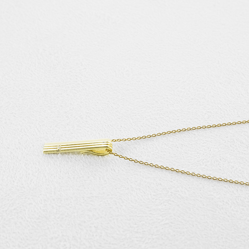 18金 ネックレス ペンダントトップ メンズ ダイヤモンド バーネックレス ゴールド 18k トップ ダイヤ エクストラ シンプル 人気 送料無料 セール saleの画像