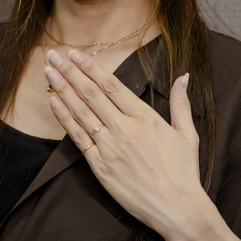 18金 リング ダイヤモンド 0.12ct ドロップ フリーサイズ レディース 形状記憶 簡単着脱 ゴールド 18k イエローゴールドk18 あすつく 送料無料 セール saleの画像