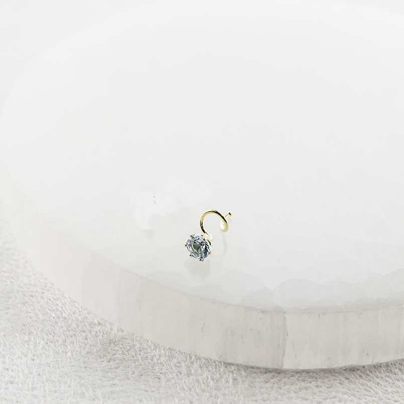 18金 ピアス 片耳 メンズ 選べる 天然石 キャッチのいらないピアス キャッチナッシャー ゴールド 18k シンプル 人気 あすつく 送料無料 セール saleの画像