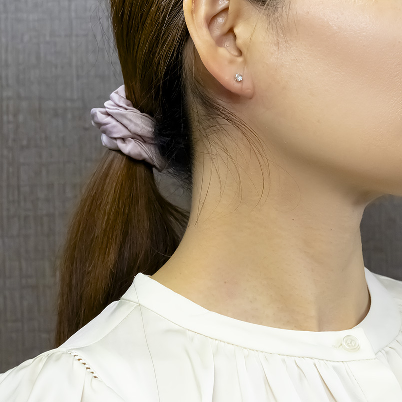 18金 ピアス 片耳 レディース 選べる 天然石 キャッチのいらないピアス キャッチナッシャー ゴールド 18k シンプル 人気 あすつく 送料無料 セール saleの画像