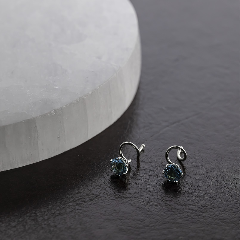 プラチナ ピアス ペア レディース 選べる 天然石 キャッチのいらないピアス キャッチナッシャー pt900 シンプル おしゃれ 人気 あすつく 送料無料 セール saleの画像
