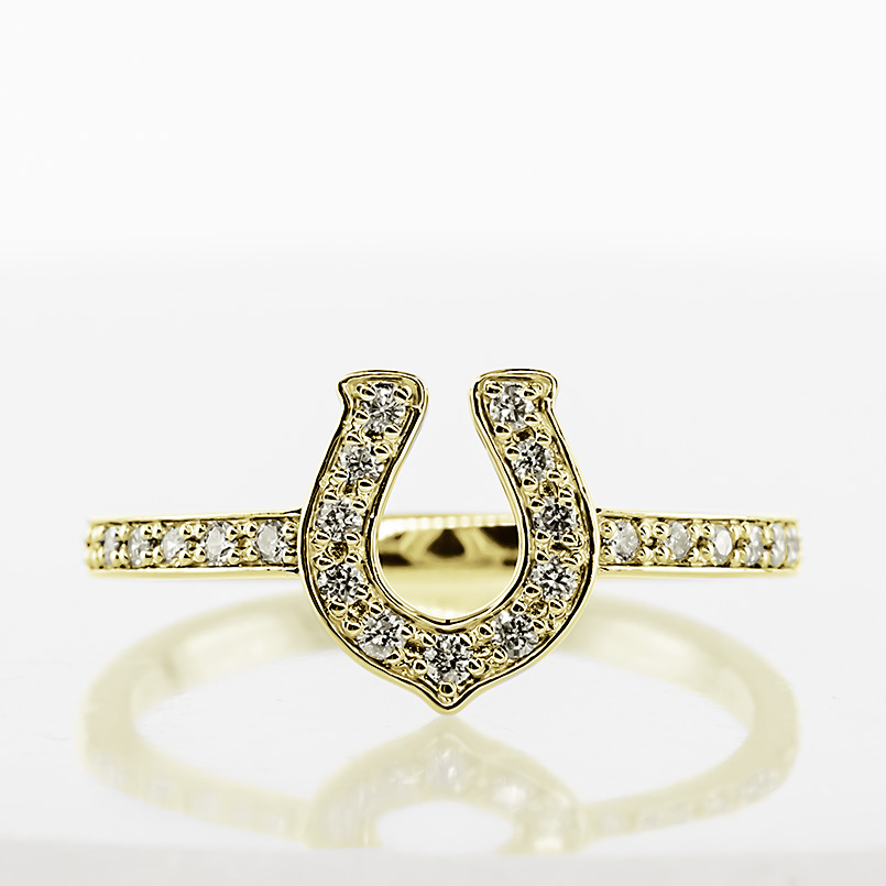 18金 リング 馬蹄 ダイヤモンド 0.18ct レディース お守り 指輪 ゴールド 18K 蹄鉄 ホースシュー ピンキーリング 婚約指輪 シンプル 人気 送料無料 セール saleの画像