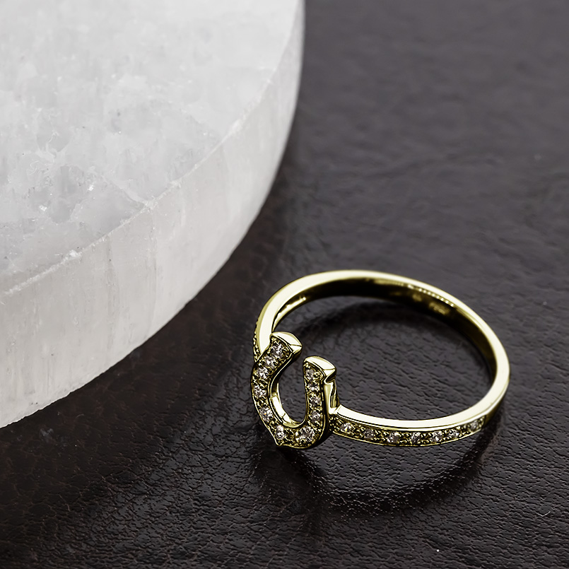 18金 リング 馬蹄 ダイヤモンド 0.18ct レディース お守り 指輪 ゴールド 18K 蹄鉄 ホースシュー ピンキーリング 婚約指輪 シンプル 人気 送料無料 セール saleの画像