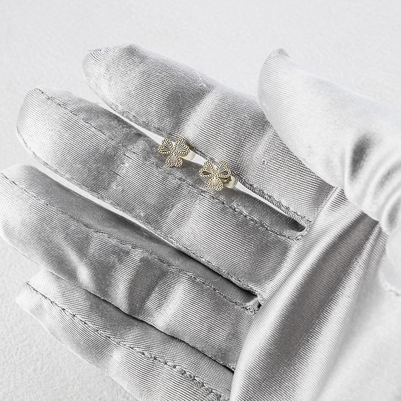 18金 ピアス 四つ葉 クローバー レディース ペア ゴールド 18k