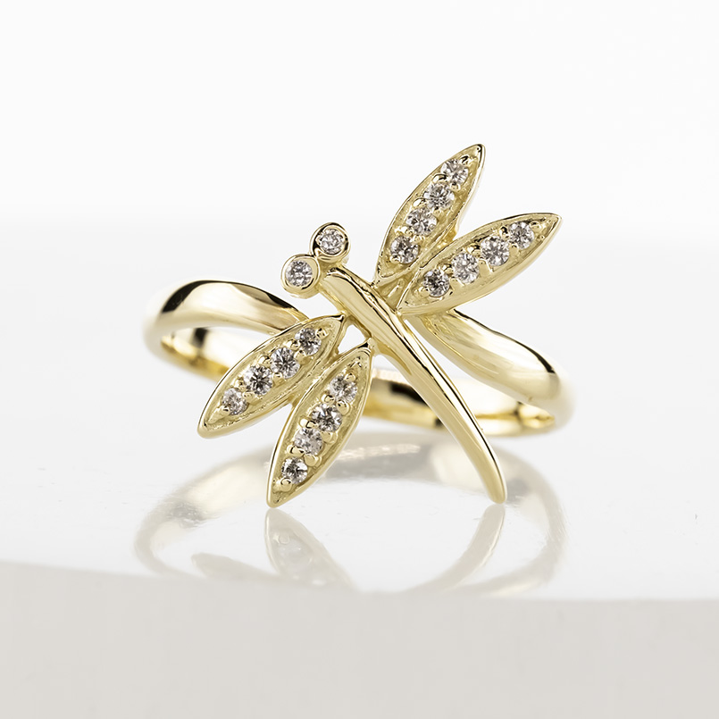 18金 リング トンボ ダイヤモンド レディース 太め 指輪 ゴールド 18K ピンキーリング 婚約指輪 お守り とんぼ 蜻蛉 普段使い あすつく 送料無料 セール saleの画像