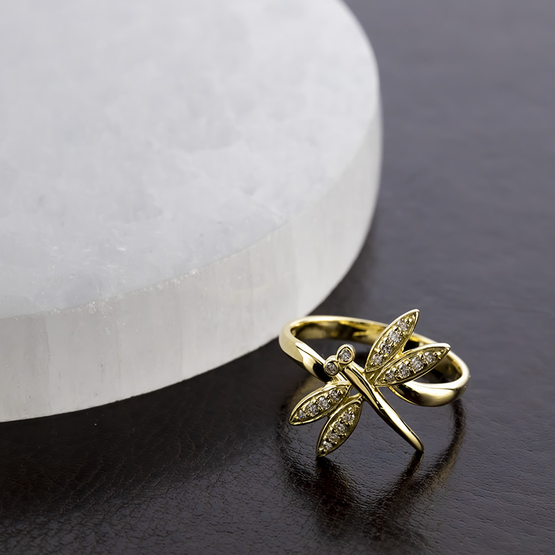 18金 リング トンボ ダイヤモンド レディース 太め 指輪 ゴールド 18K ピンキーリング 婚約指輪 お守り とんぼ 蜻蛉 普段使い あすつく 送料無料 セール saleの画像