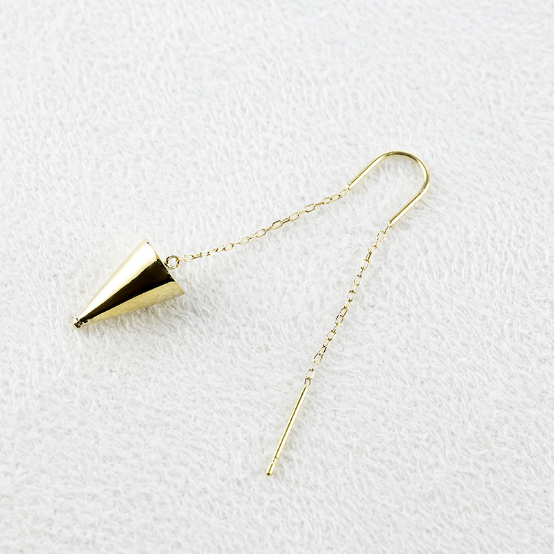 18金 ピアス ロングピアス レディース ペア 揺れる ゆれる ゴールド 18k 円錐 アメリカンピアス フックピアス シンプル あすつく 送料無料 セール saleの画像