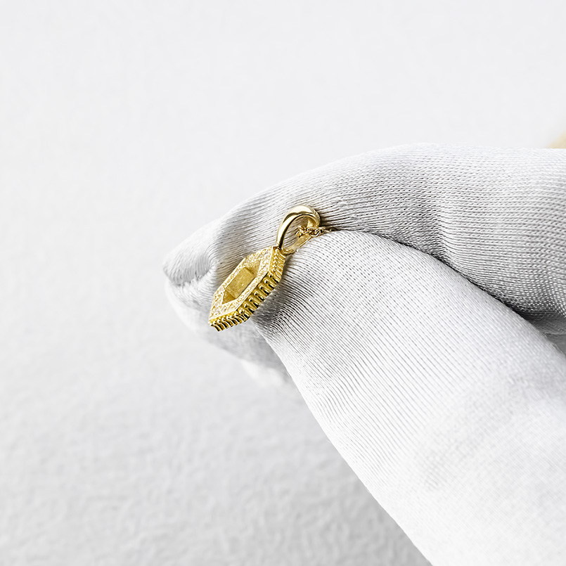 24金 ネックレス 純金 ダイヤモンド ペンダントトップ 六角形 金 ゴールド 24k ヘキサゴン ミル打ち お守り あすつく シンプル 男女兼用 送料無料 セール saleの画像