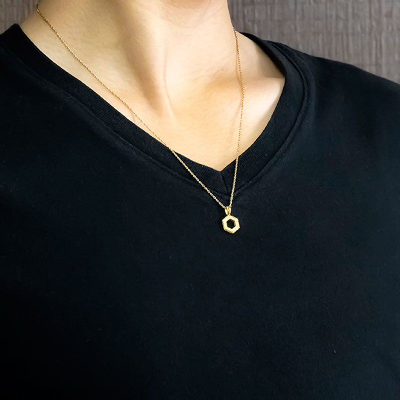 24金 ネックレス 純金 ダイヤモンド レディース ペンダントトップ 六角形 金 ゴールド 24k ヘキサゴン ミル打ち お守り シンプル 人気 送料無料 セール saleの画像
