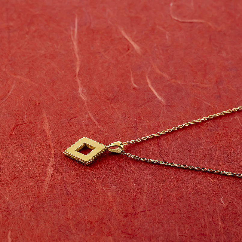 24金 ネックレス 純金 ペンダントトップ ひし形 金 ゴールド 24k 菱形 ミル打ち お守り あすつく シンプル 人気 おしゃれ 男女兼用 送料無料 セール saleの画像