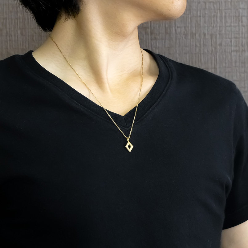 24金 ネックレス 純金 ダイヤモンド メンズ ペンダントトップ ひし形 金 ゴールド 24k 菱形 ミル打ち お守り シンプル 人気 おしゃれ 送料無料 セール saleの画像