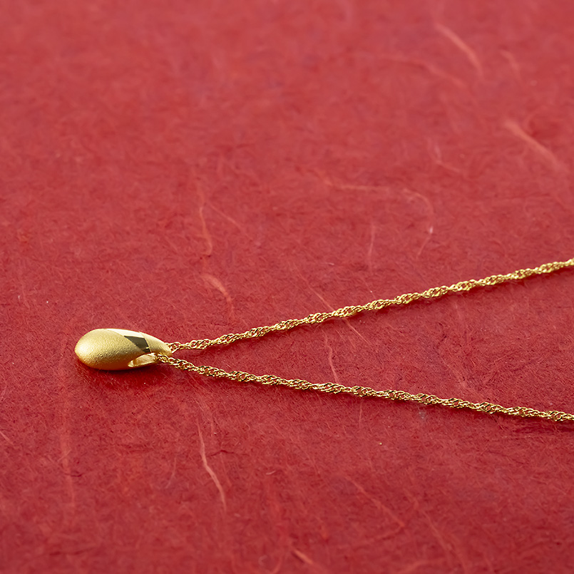 24金 ネックレス 純金 造幣局検定刻印 ドロップ ペンダントトップ 雫 レディース ゴールド 24K 金 k24 つゆ型 涙型 しずく 人気 あすつく 送料無料 セール saleの画像