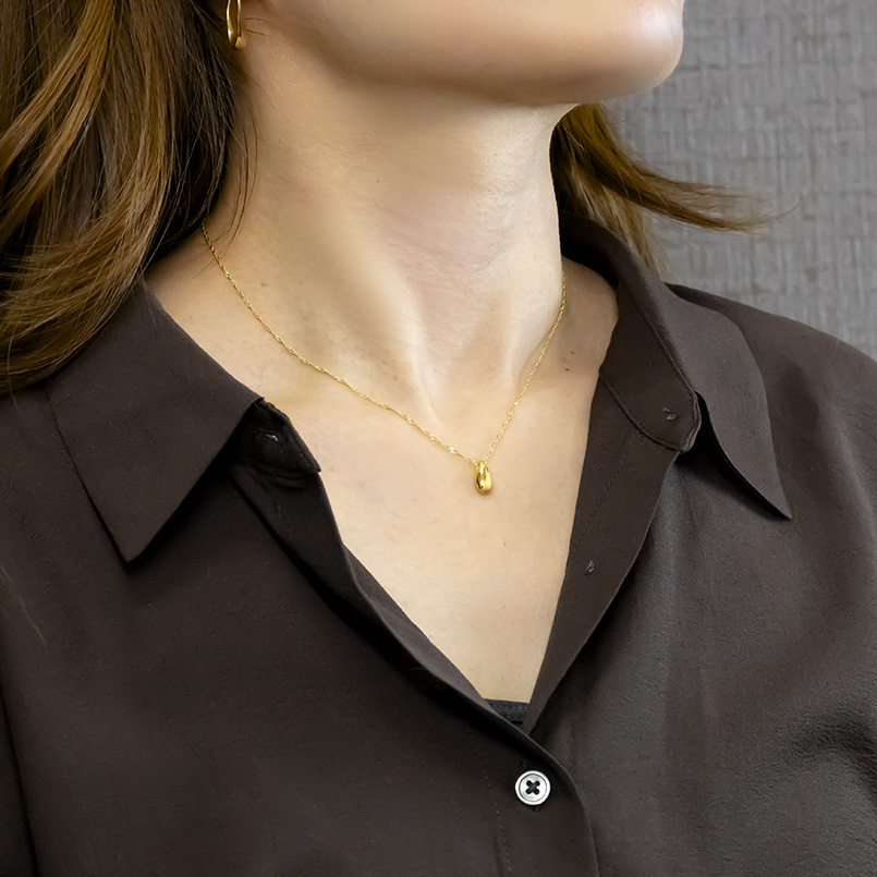 24金 ネックレス 純金 造幣局検定刻印 ドロップ ペンダントトップ 雫 レディース ゴールド 24K 金 k24 つゆ型 涙型 しずく 人気 あすつく 送料無料 セール saleの画像