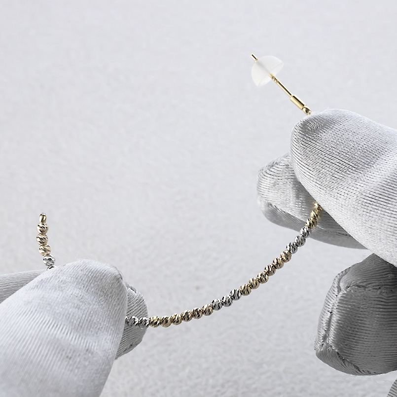 18金 フープピアス ミラーボール 大ぶり レディース 形状記憶 ゴールド 18k イエロー ピンク ホワイト コンビ ピアス フープ ペア スタッドピアス あすつく saleの画像