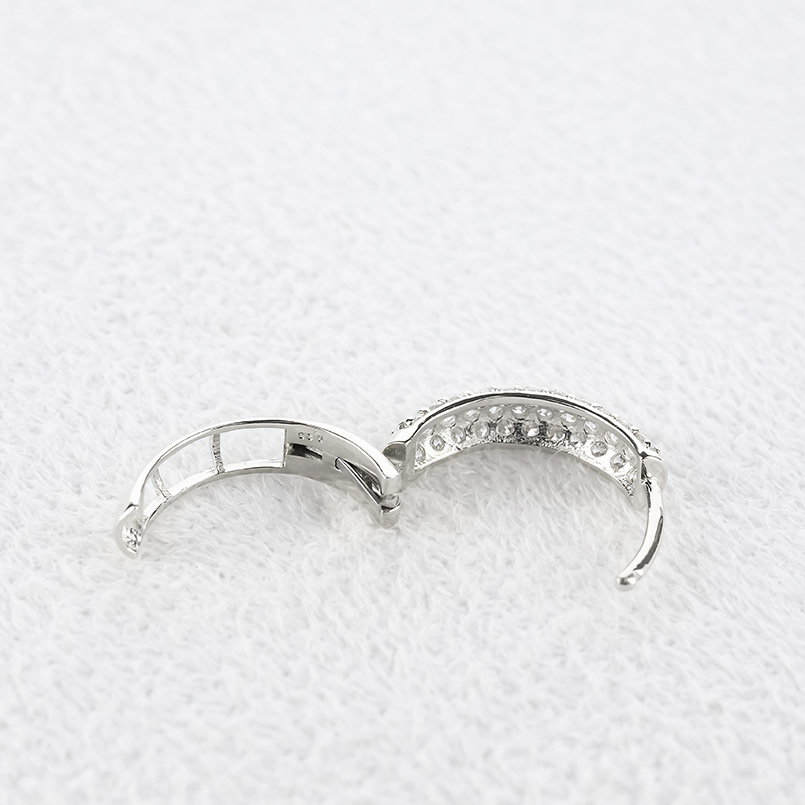 プラチナ フープピアス ダイヤモンド レディース pt900 中折れバネ式 ピアス フープ ペア パヴェ シンプル おしゃれ 人気 あすつく 送料無料 セール saleの画像