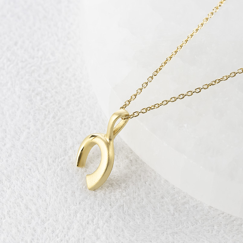 24金 ネックレス 純金 レディース ペンダントトップ 馬蹄 牙 金 ゴールド 24k お守り ホースシュー 蹄鉄 キバ シンプル 人気 おしゃれ 送料無料 セール saleの画像
